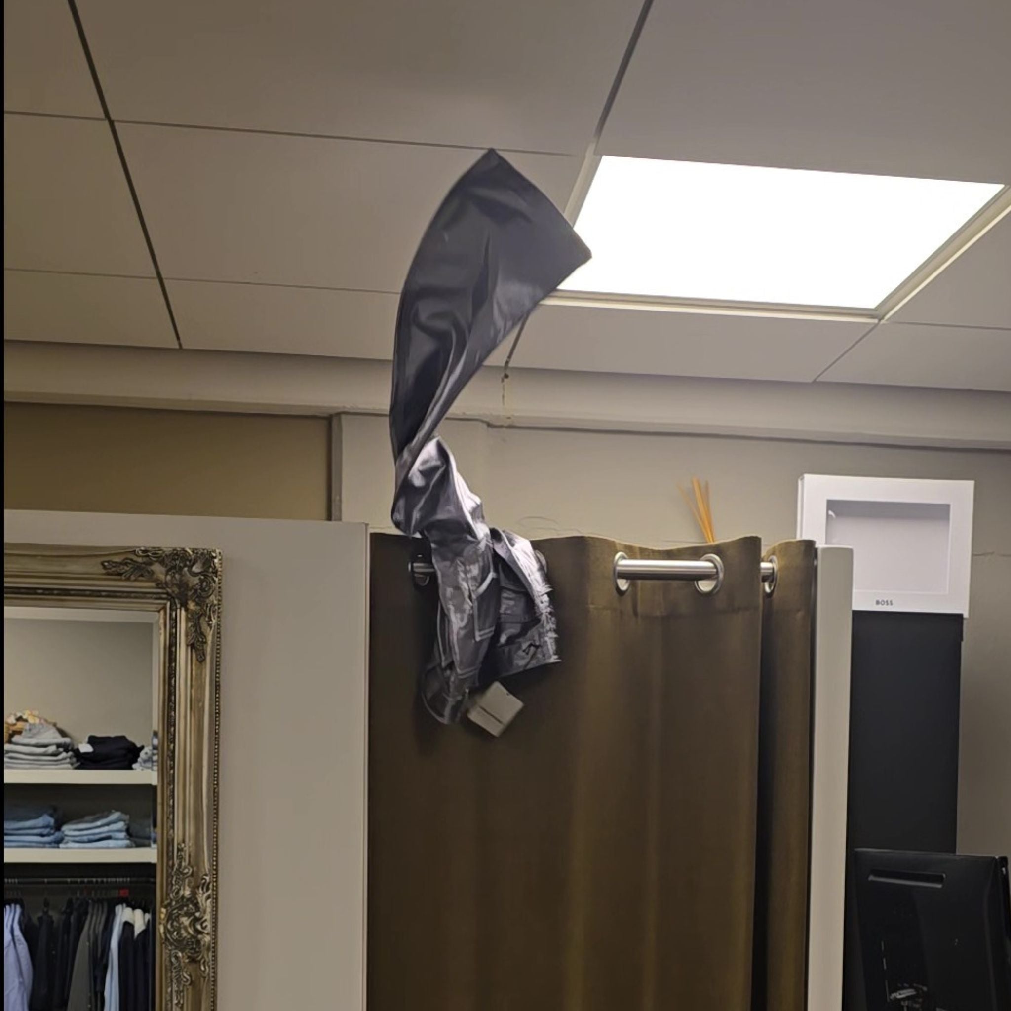 🧡 De JOEPIEDOE Winkelverhalen: in de paskamer....